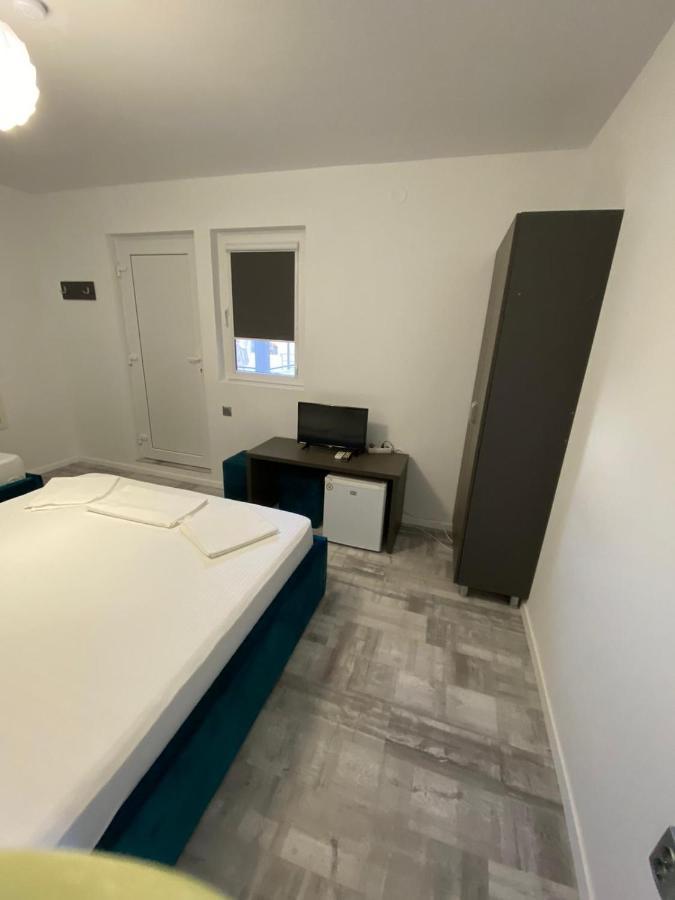 Vila Yanis Vama Veche Exterior photo
